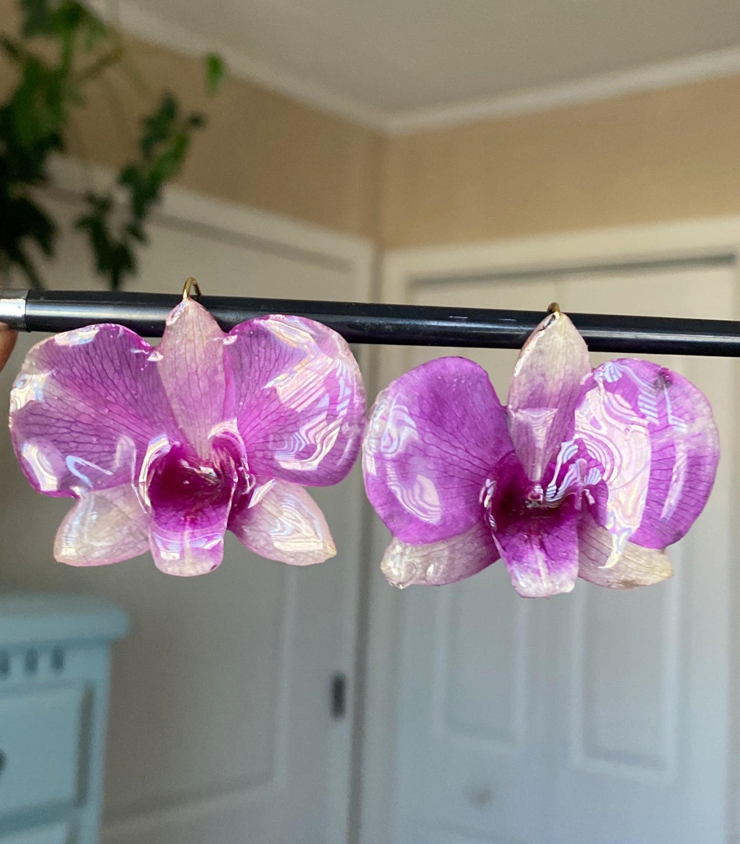 💜Orchid Studs